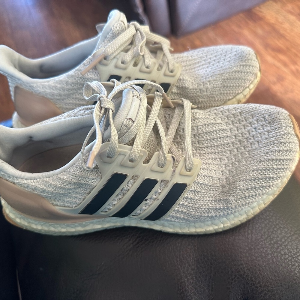 Adidas ultra boost size 6.5 women’s